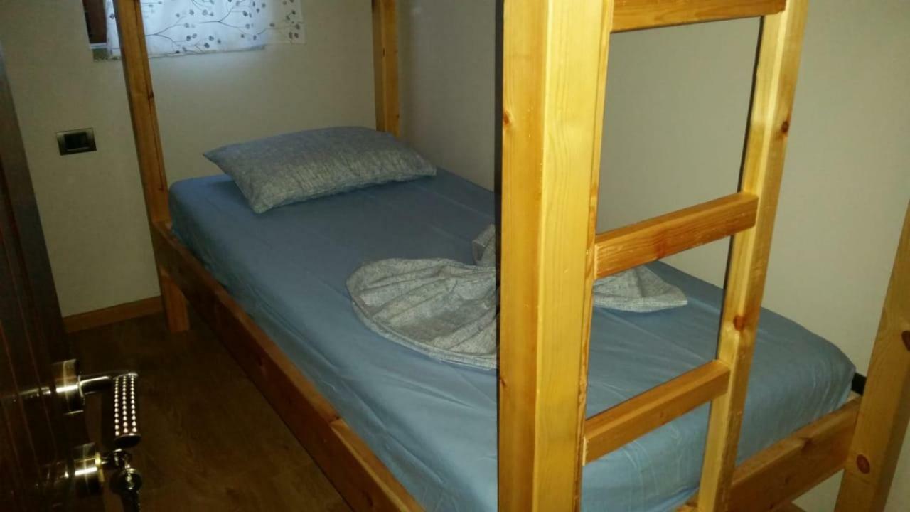 Bujtina E Tomorrit Otel Ujanik Dış mekan fotoğraf