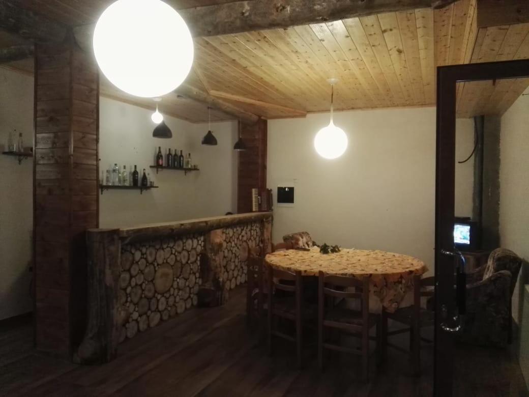 Bujtina E Tomorrit Otel Ujanik Dış mekan fotoğraf